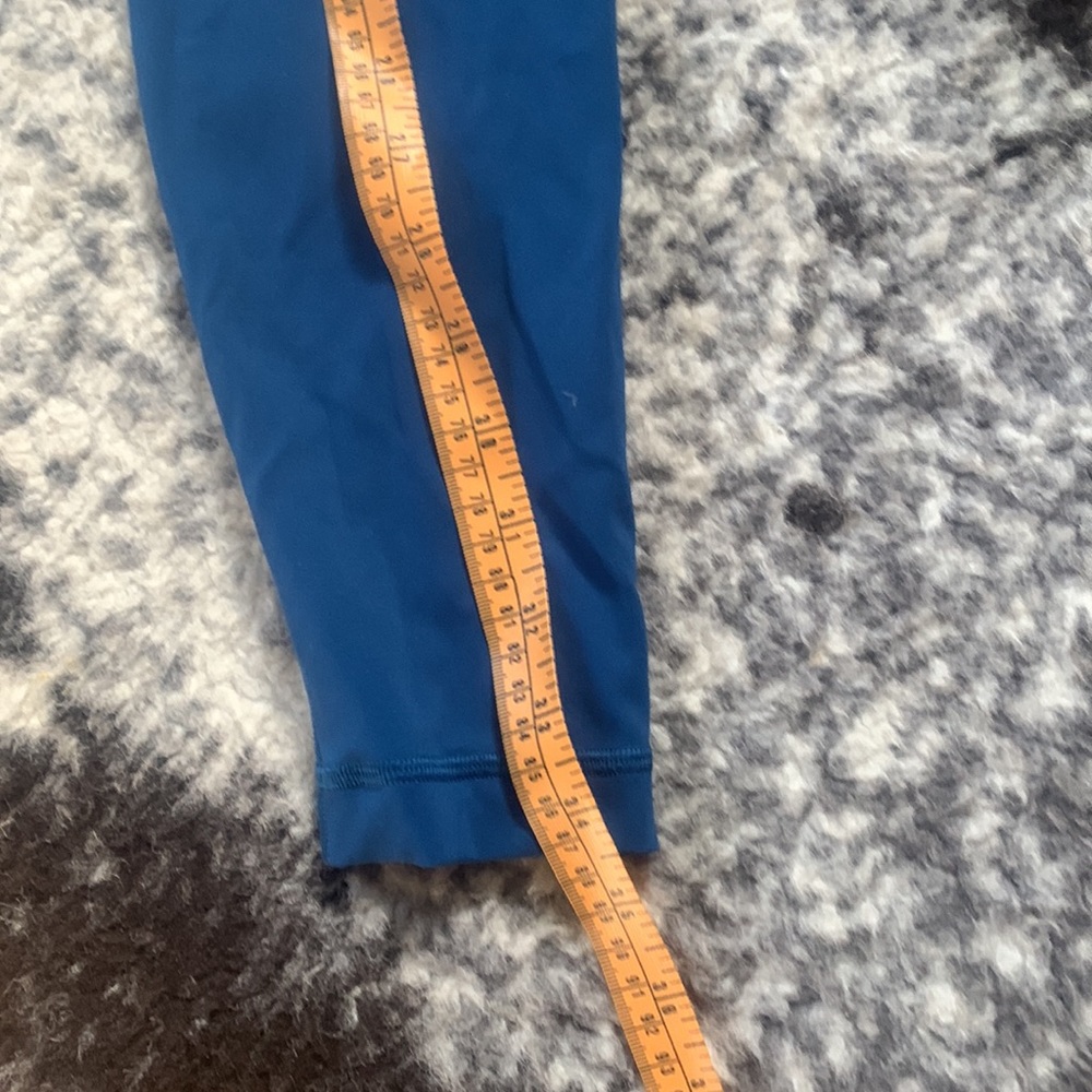 Lululemon Wunder Unders, Size 6 - image 2